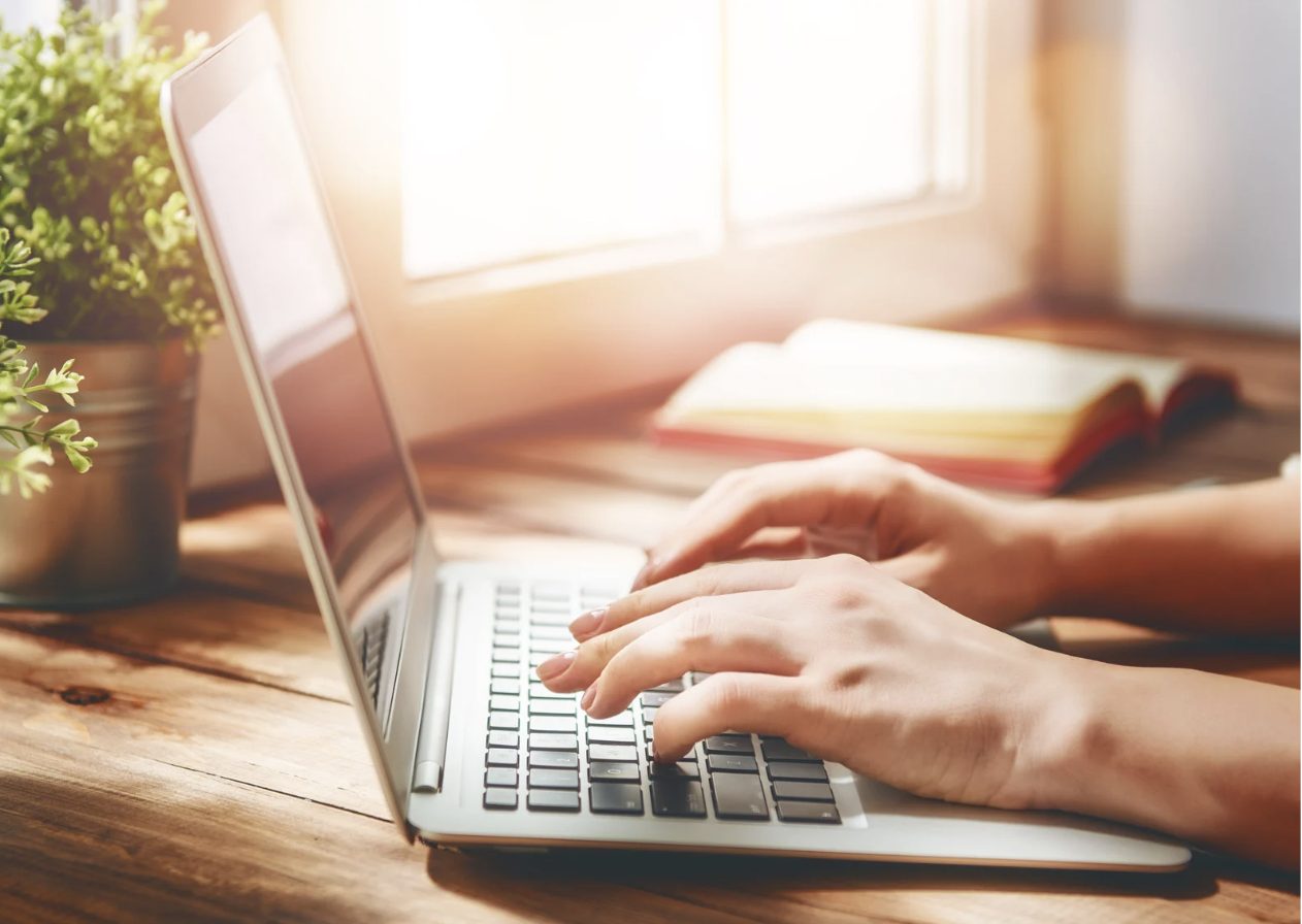 AIアドバイザー